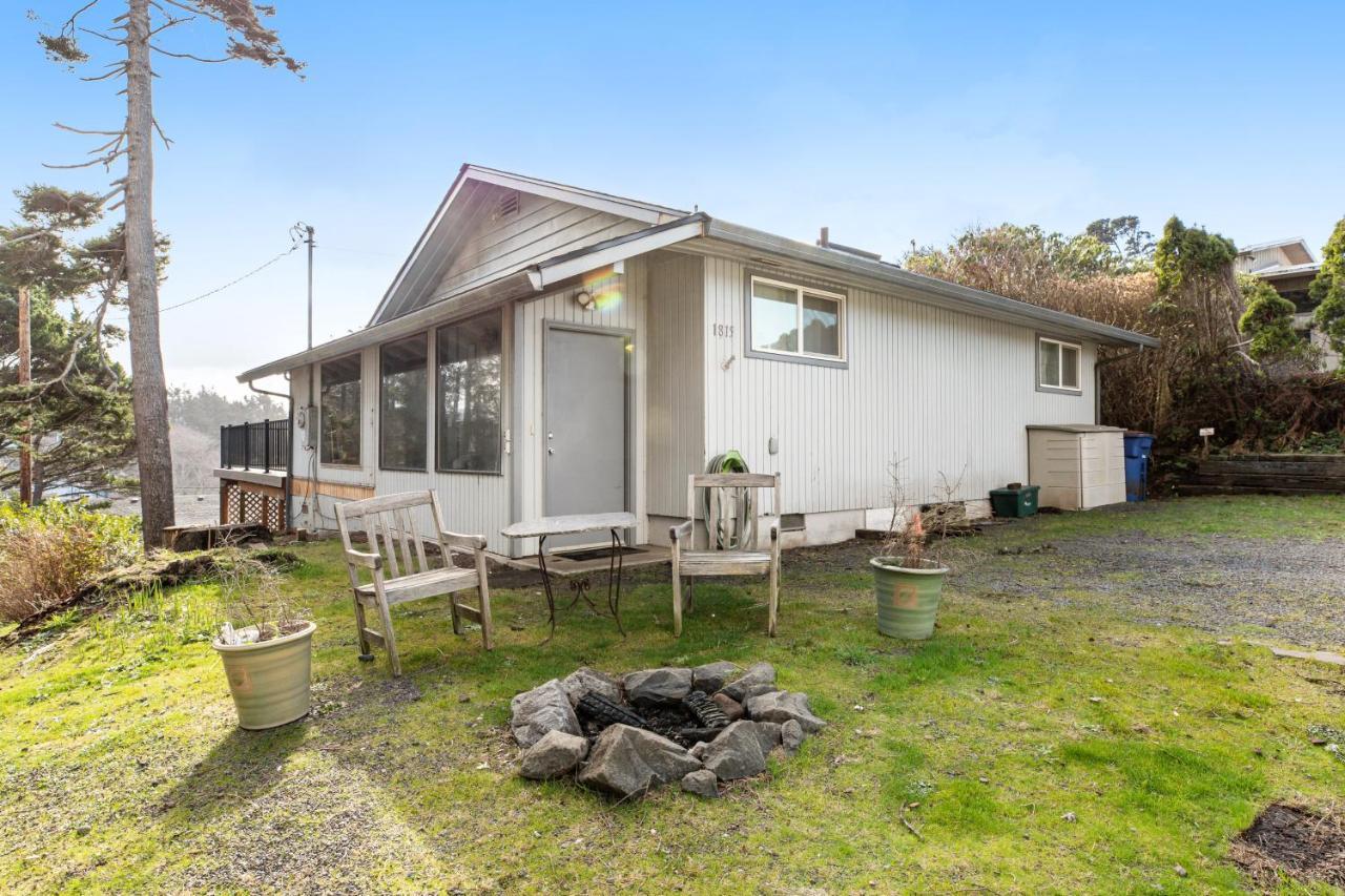 Sandy Cottage Lincoln City Exterior photo