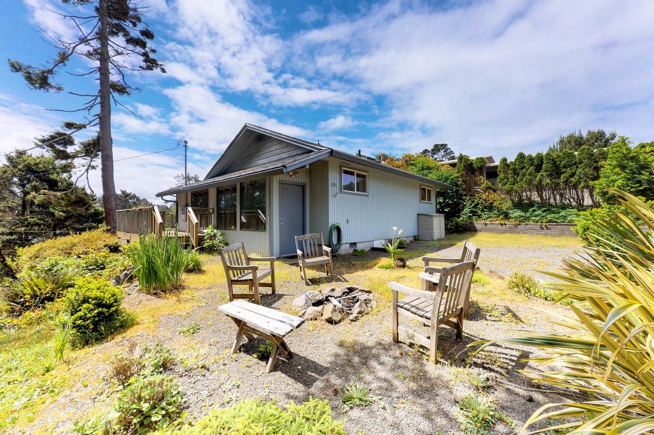 Sandy Cottage Lincoln City Exterior photo